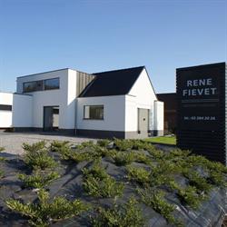 Fievet René, Eigenbrakel openingstijden