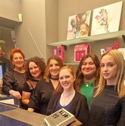 Kapsalon Kreatief, Herzele openingstijden