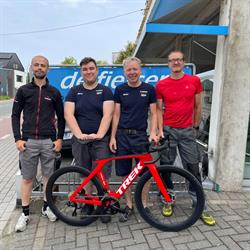Fietser, Opwijk openingstijden