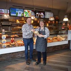 BVBA De Frietboetiek, Meeuwen openingstijden