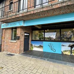 Fietsen Jacobs, Kessel openingstijden