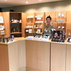 Elly Schoonheidsinstituut, Beringen openingstijden