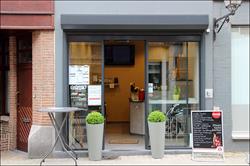 Piccolo*, Tienen openingstijden