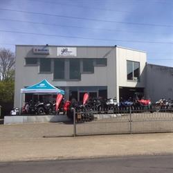 Mcg Racing, Maaseik openingstijden