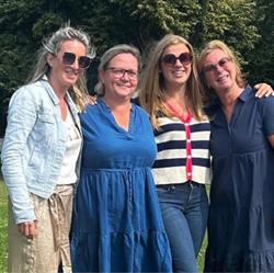Devos/Caroline, Waregem openingstijden
