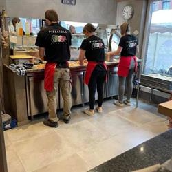 Bell Italia, Juprelle openingstijden