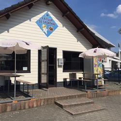De Sporthal (Frituur), Schoten openingstijden