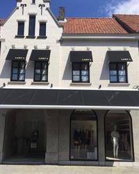 LADY/L., Kuurne openingstijden