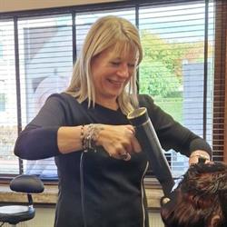 Haarmode L.G. Hair & Make-up, Koningshooikt openingstijden