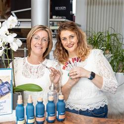 Hairstudio Total Contrast, Izegem openingstijden