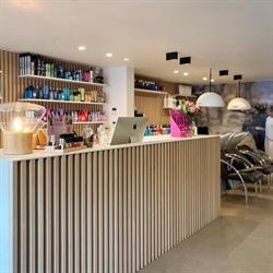 JOVASTYLE, kapsalon-haarwerken-nagelstudio-pedicure, Oudenaarde openingstijden