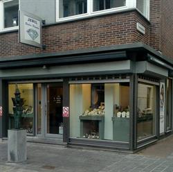 Jewel Berlin Bloemen, Maaseik openingstijden
