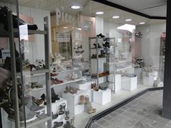 Picco Bello Schoenen, Oosteeklo openingstijden