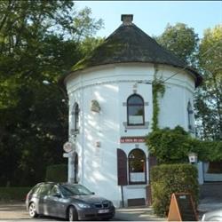 La Tour, Paturages openingstijden