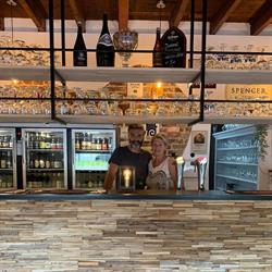 Steentje ('t), Laarne openingstijden