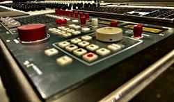 Uptide Studio, Ertvelde openingstijden
