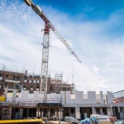 Pluym-Van Loon, Ravels openingstijden