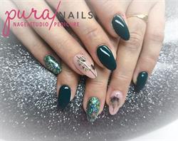Pura Nails Nagelstudio & Pedicure Zele, openingstijden