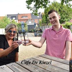 De Kiezel Gcv, Mol openingstijden