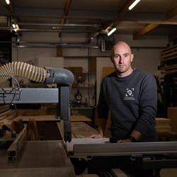 De Bruyn Nick bv - Interieurschrijnwerken, Halle openingstijden