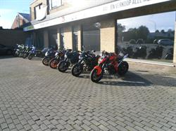 Motors Michiel, Ieper openingstijden