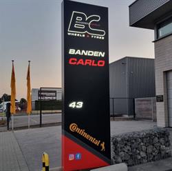 Banden Carlo, Alken openingstijden