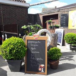 Café Zeswege, Zwevezele openingstijden