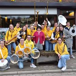 Ijssalon 't Maesdal, Lembeek openingstijden