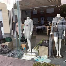 Passée simple 2dehands merkkledij, Ieper openingstijden