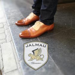 Jalmau, Namen openingstijden