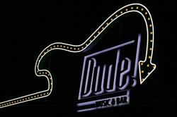 Dude!, Louvain-la-Neuve openingstijden