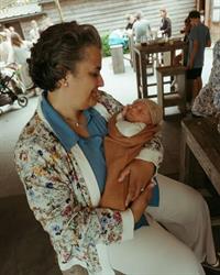 Vroedvrouw Leila Chatbri, Schelle openingstijden