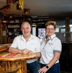 Café t dörp, Rotem openingstijden