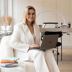 Elegance by Nina, Bertem openingstijden