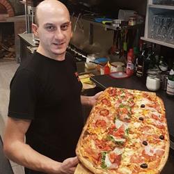 Pizza Zazza, Ukkel openingstijden