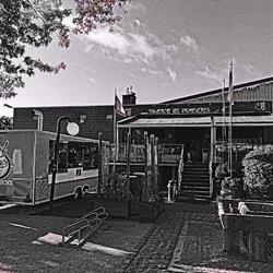 La Taverne des primevères, Aat openingstijden