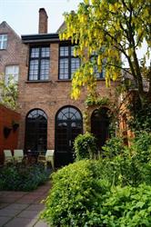 NEXT DOOR BED AND BREAKFAST, Brugge openingstijden