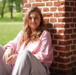 Angel of Beauty, Vosselaar openingstijden