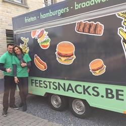 Feestsnacks Mobiele Frituur, Ravels openingstijden