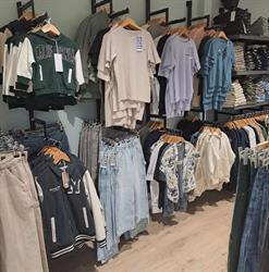 Frellys, Meerhout openingstijden
