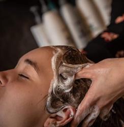 Kapsalon Onesta, Kuurne openingstijden