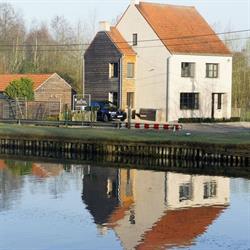 Sas 5 Alm, Dessel openingstijden