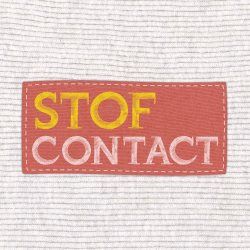 Stofcontact, Schriek openingstijden