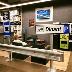 Auto5, Dinant openingstijden