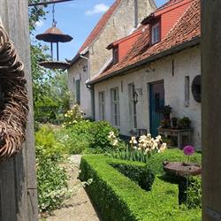 Oud Moeshof, Alveringem openingstijden
