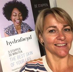 Belle Présence, Kinrooi openingstijden