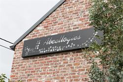 Abeellogies, Tielt openingstijden