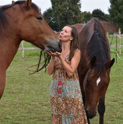 Puur Hannelore, Beselare openingstijden