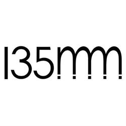 135mm, Herent openingstijden
