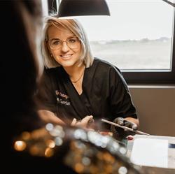 Nash BeautyBar by Charrise, Oostkamp openingstijden